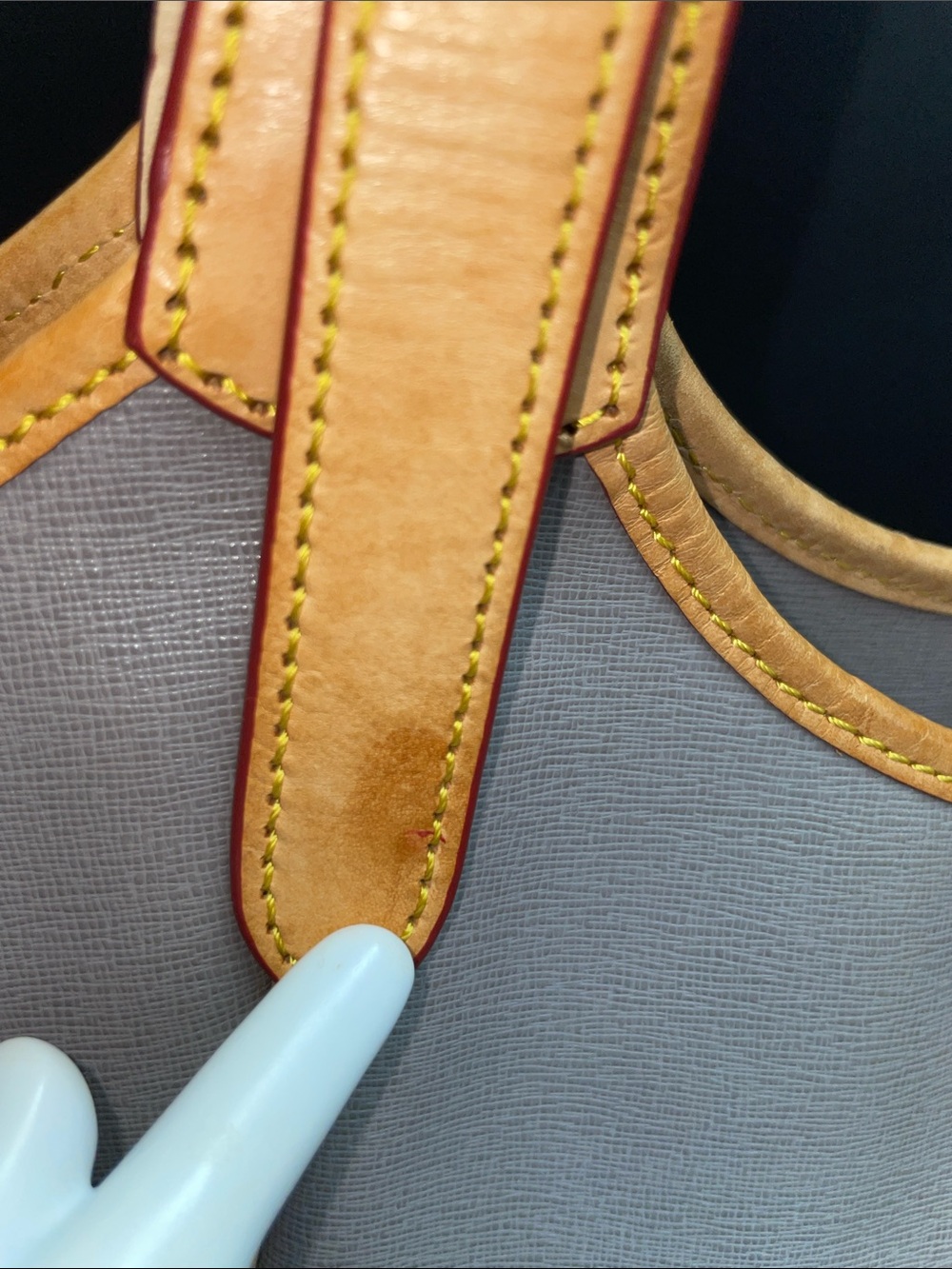 Dooney & Bourke ‘Maddie’ Hobo - Picture 4 of 16